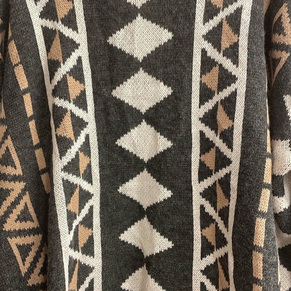 Cute Cardigan - Picture 6 of 10